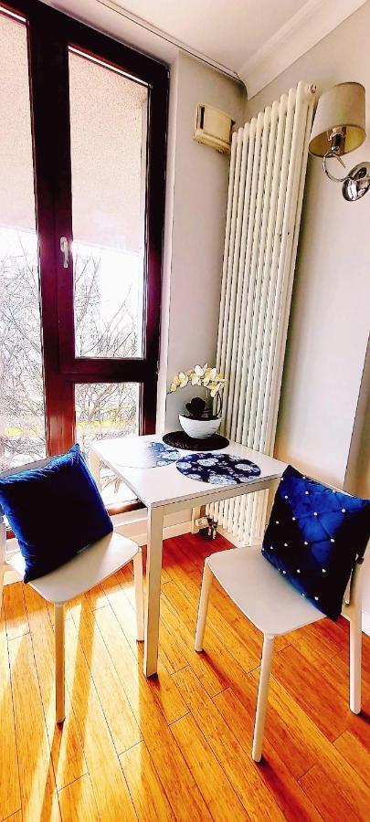 Homecomfort Atlantic Room Varsovia Exterior foto